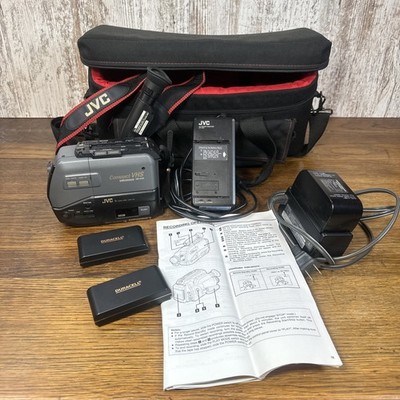 JVC (GR-AX5) Comp.VHS Camera Recorder Videomovie Complete Set w