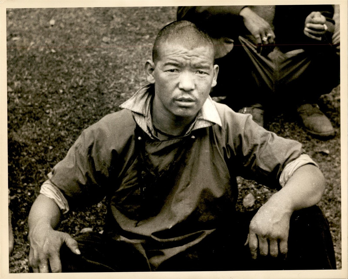 asian squat cigarette GA99 Original Photo ASIAN MAN SQUATTING Smoking Cigarette Gazing at Camera  Shot