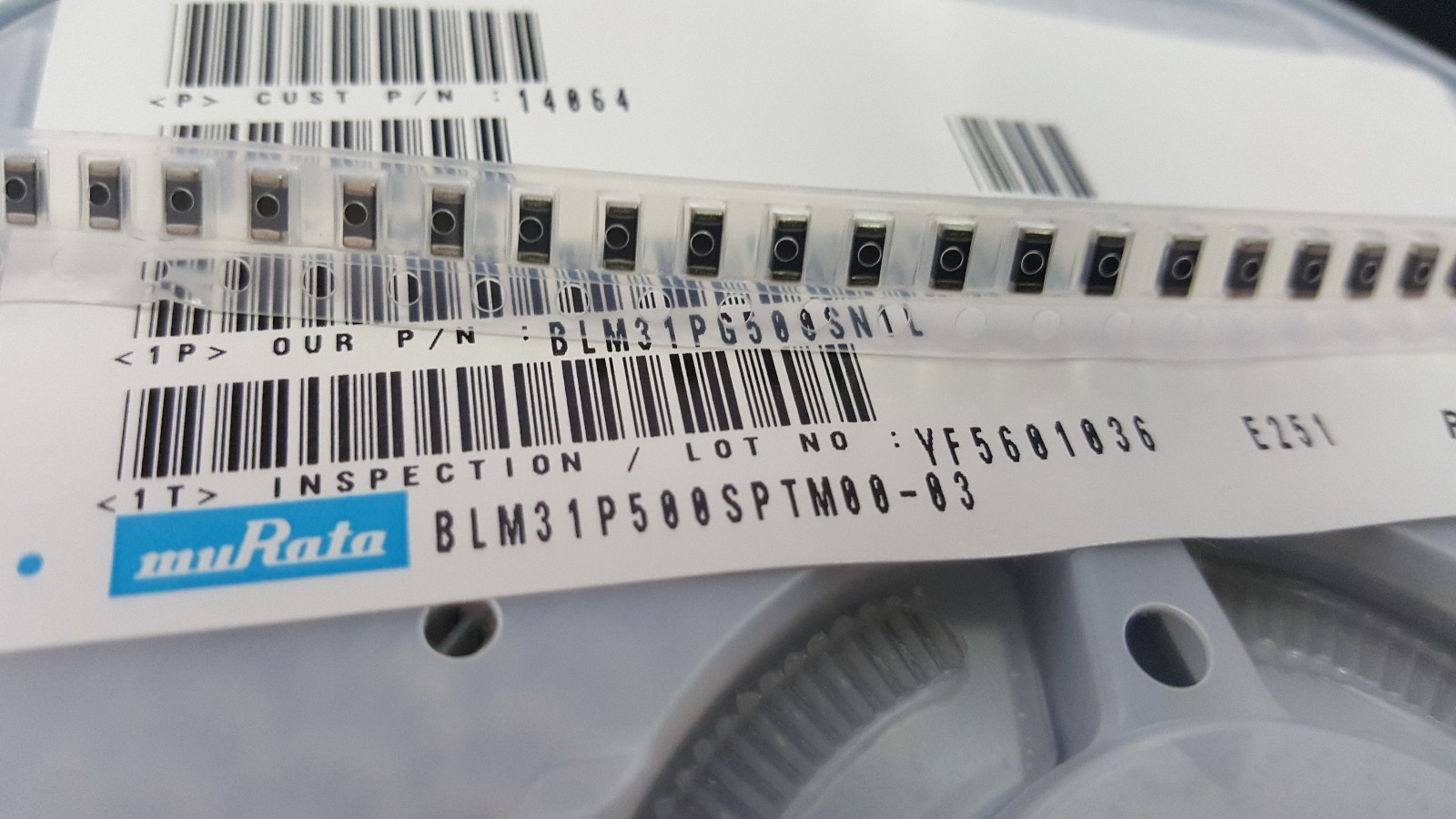 100x MURATA BLM31PG500SN1L , Ferrite Beads MultiLayer 50Ohm 100MHz 3