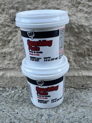 DAP 10204 White Indoor Heavy Duty Pre-Mixed Spackling Paste 1 qt.