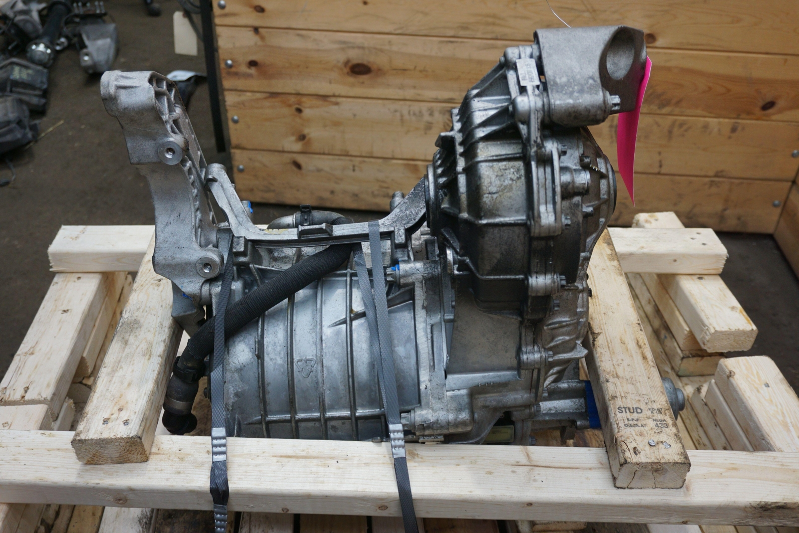 Front Electric Generator Motor & 2-Speed Transmission 12358641608 BMW I8 2014-19