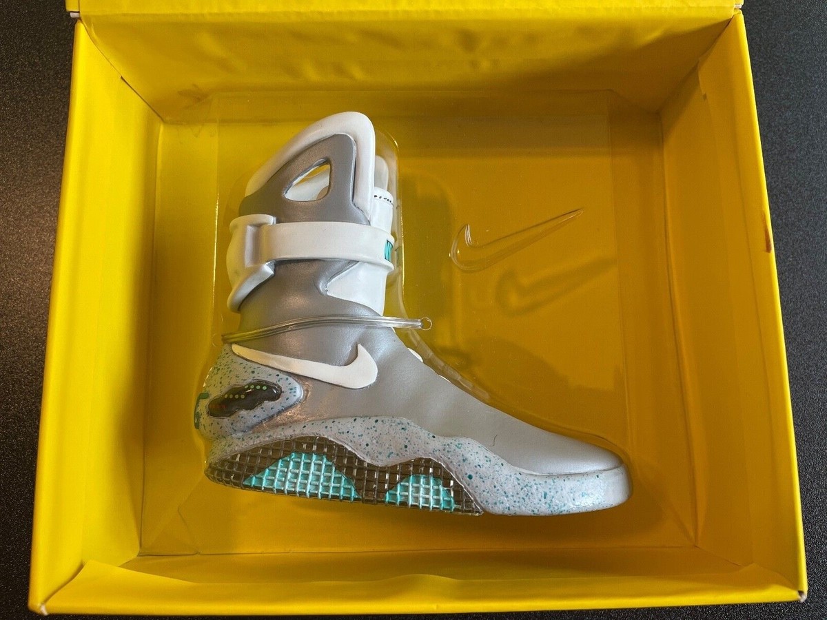 nike back to the future harga