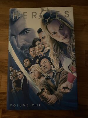 Heroes by Joe Kelly, Chuck Kim and Michael Turner (2007, Hardcover)