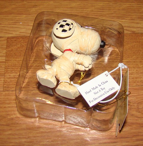 Peanuts by Jim Shore - MUMMY Snoopy (6008967) Halloween, Miniature - Picture 8 of 9