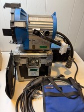Arrisun 5, 575 Watt HMI PAR with ARRI Universal Ballast, Barn Door Lenses Scrums