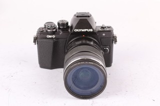 Olympus E M10 II Mirrorless Digital Camera w/ Zuiko 12 50mm
