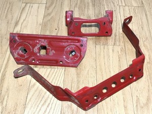 83 84 85 Honda ATC200X ATC 200X OEM Seat Mounts Bracket Support