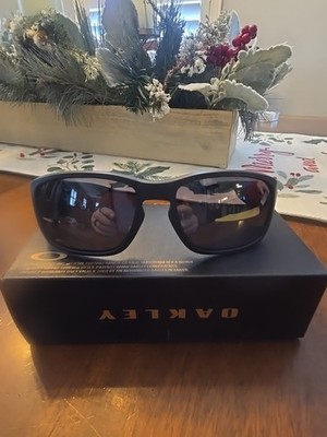 Oakley Turniquet Matte Black/Prism Black Lens