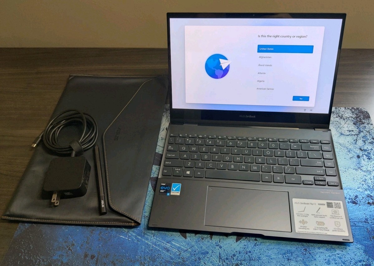 ASUS Zenbook Flip 13 OLED 2-IN-1 Laptop Intel i7-1165G7, 16GB RAM