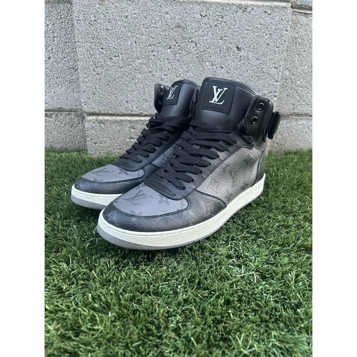 Louis Vuitton モノグラムエクリプス　サイズ9.5 Louis Vuitton Rivoli Sneaker Eclipse Monogram for sale | eBay
