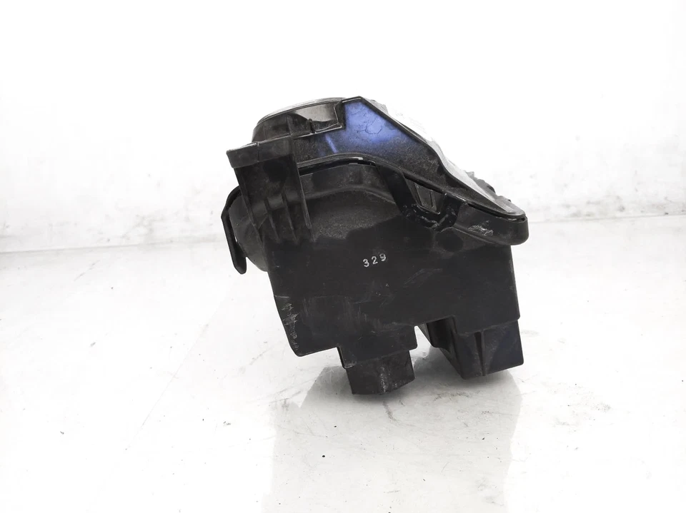 Faro antiniebla derecho pasajero Lexus Rc350 2015-2018 81210-24080 *pestaña rota* Foto 4 de 4