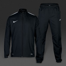 حقيبة الاستحمام يرمي dres nike academy 16 808757 010 - masaf-ar.com