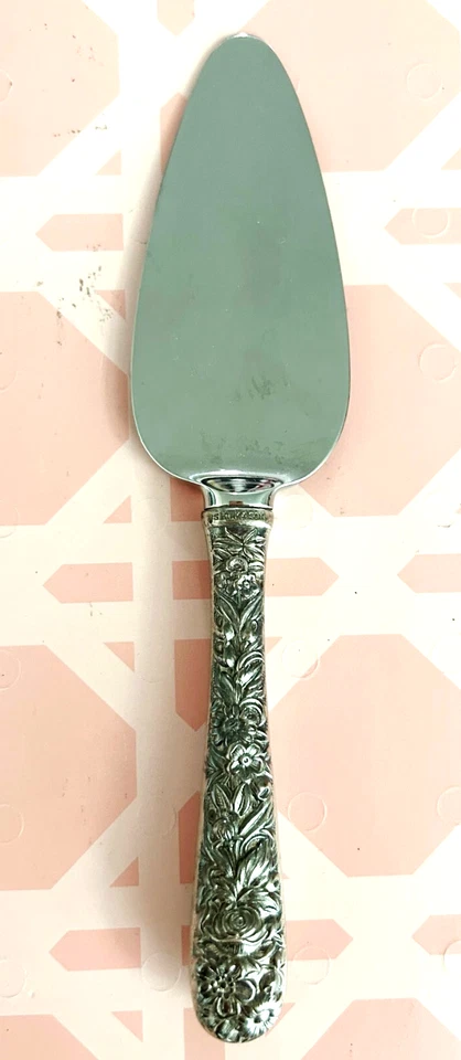 S. Kirk & Son Repousse Mango Esterlina Hoja Inoxidable 6 5/8" Servidor de Queso De Colección Foto 2 de 2