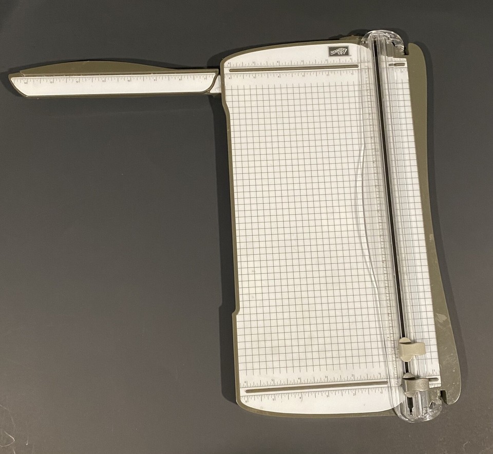 Stampin’ Up! Paper Trimmer with Extra Cutting Blades & Replacement Mat