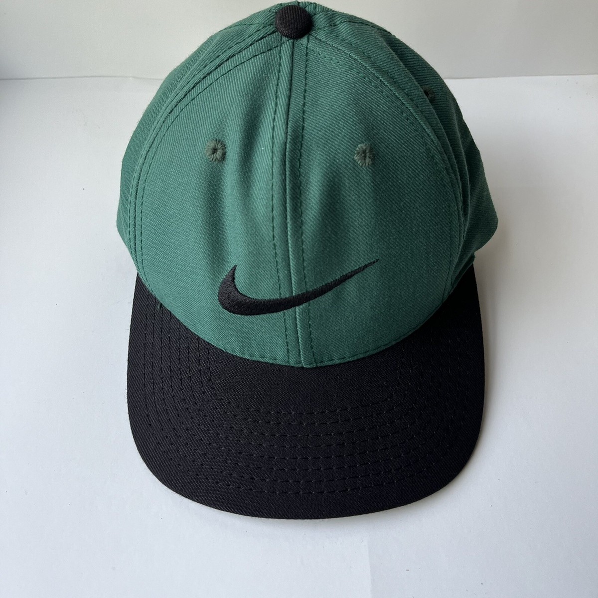 Vintage 90s Nike Golf Hat Cap Size 6 7/8 Fitted Green Black Vintage 90s Nike Golf Hat Cap Size 6 7/8 Fitted Green Black