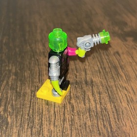 Lego Ac012 Alien Android Minifigure Appeared In Set 7066 Missing Face Mask