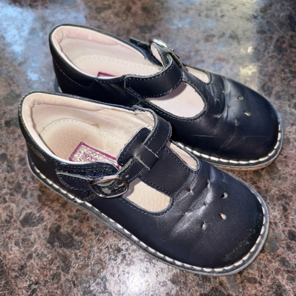 L'amour Toddler Shoes Size 10 Navy Leather Snap Under Buckle Closure - Image 2 of 4