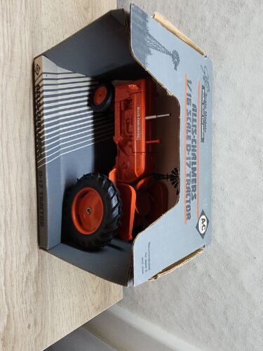 Vintage Original 1/16 Scale Models Allis Chalmers D-17 Toy Tractor In Box!! - Picture 2 of 5