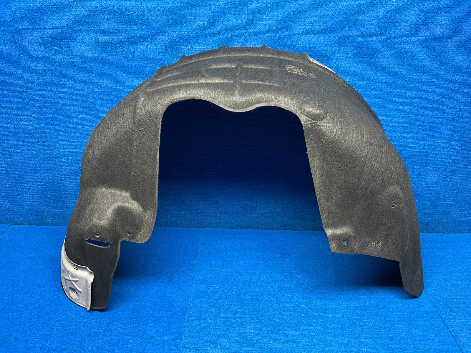 2005-2010 BENTLEY CONTINENTAL REAR LEFT SIDE FENDER LINER SPLASH SHIELD OEM