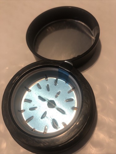 1x SMASHBOX HALO LIGHT TO GO .25 OZ HYDRATING POWDER ONE TOTAL - Picture 3 of 3