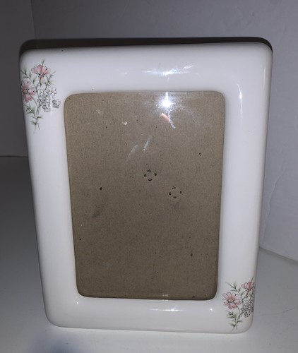 Vintage 1980’s Ceramic Picture Frame Pink White Florals Cottage Granny Core - Picture 16 of 16