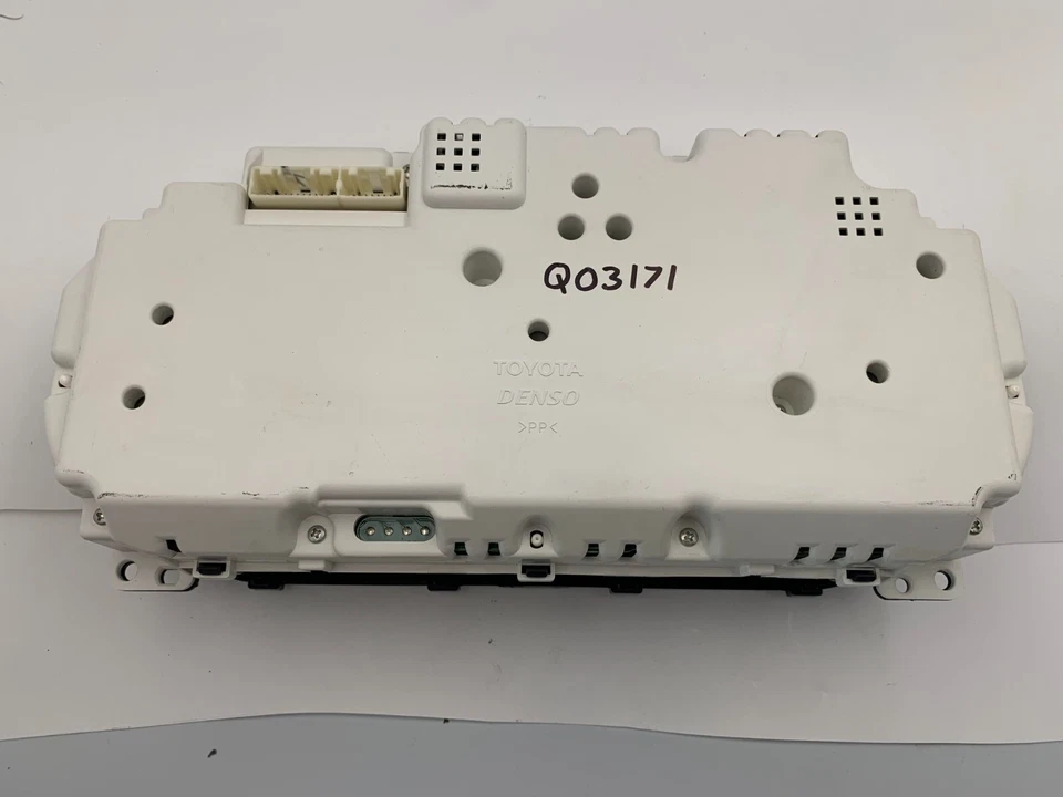 *Speedometer Instrument Cluster Lexus 2006 RX330 & 2007 RX350 112,333 Miles - Image 2 of 3