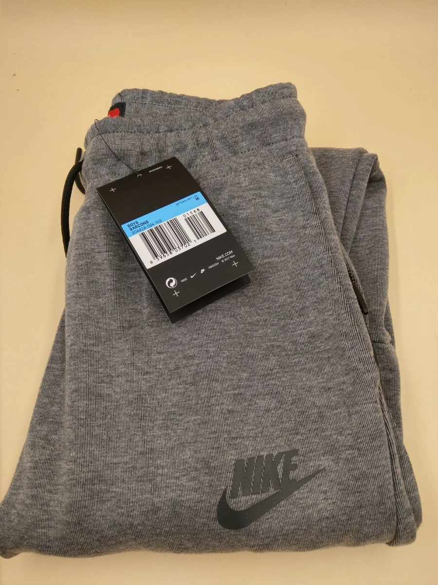 Jogging nike gris et noir