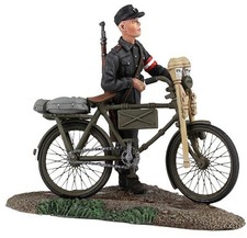 BRITAINS WORLD WAR 2 GERMAN 25036 PUSHING BICYCLE #1