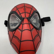 Marvel Spiderman 2016 Role Play Talking Mask Lights Up and Talks