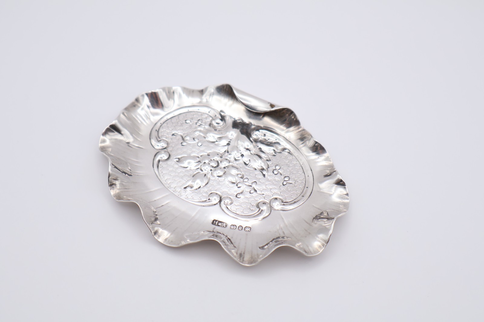 Lovely Antique Victorian Solid Silver Trinket Dish Hallmarked Birmingham 1876