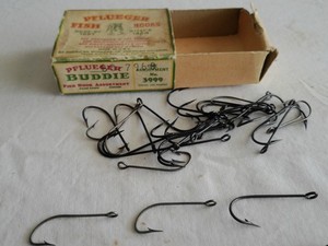 Vintage Pflueger Fish Hooks Assortment W/Original Box Approx. 30 pcs.