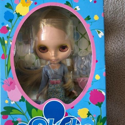Poupée Blythe Neo - Édition Limitée LIL' HEART MILK - Neuf Sous Blister, Takara Tomy