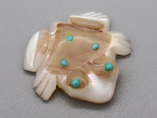 Andrew & Laura Quam Mother-of-Pearl Small Zuni Frog Fetish