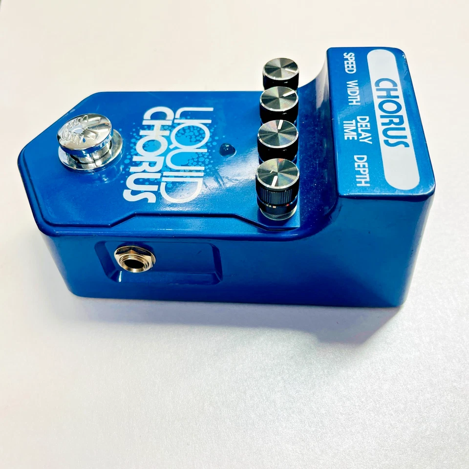 Tested Visual Sound V2 Liquid Chorus Pedal | Analog Stereo | Guitar FX | Used - Image 3 of 4