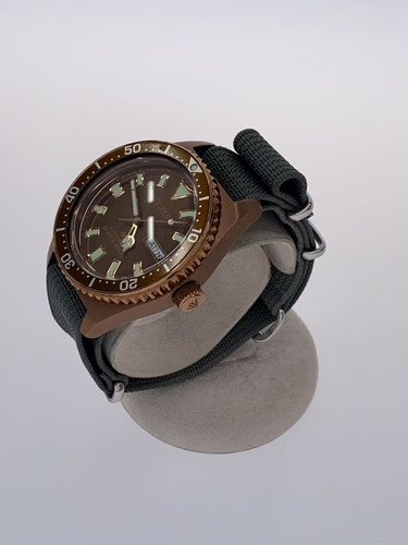 Citizen Promaster 8204-S126240 Date Du Jour St. Acier Plongeurs 200M Automatique - Photo 2 sur 5