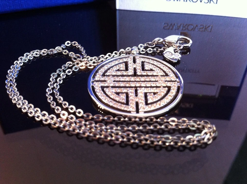 SWAROVSKI Halskette (46 cm) mit symbolischem Anhänger & Swarovski Kristallen - Bild 3 von 3