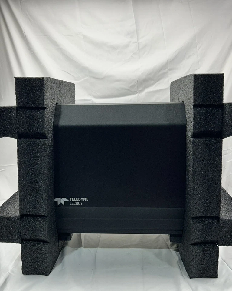 Osciloscopio Teledyne Lecroy WaveRunner 9104 1 GHz, 20 GS/s Foto 2 de 4