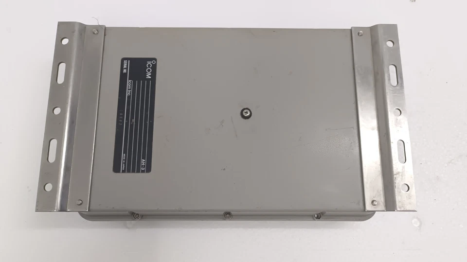 ICOM AUTOMATIC ANTENNA TUNER COUPLER FOR SSB MF/HF - Image 4 of 4