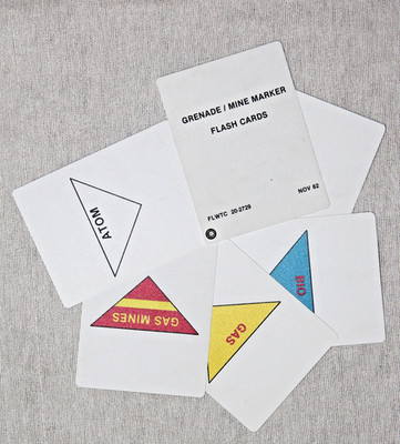 ORIGINAL 1984 DATED GRENADE/MINE MARKER FLASH CARDS