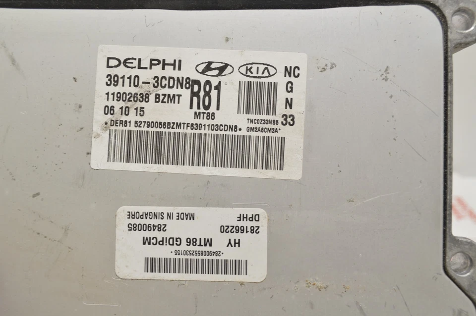 2013 2015 Hyundai Santa Fe 39110-3CDN8 Engine Control Module Unit Ecm E65 044 - Image 3 of 4