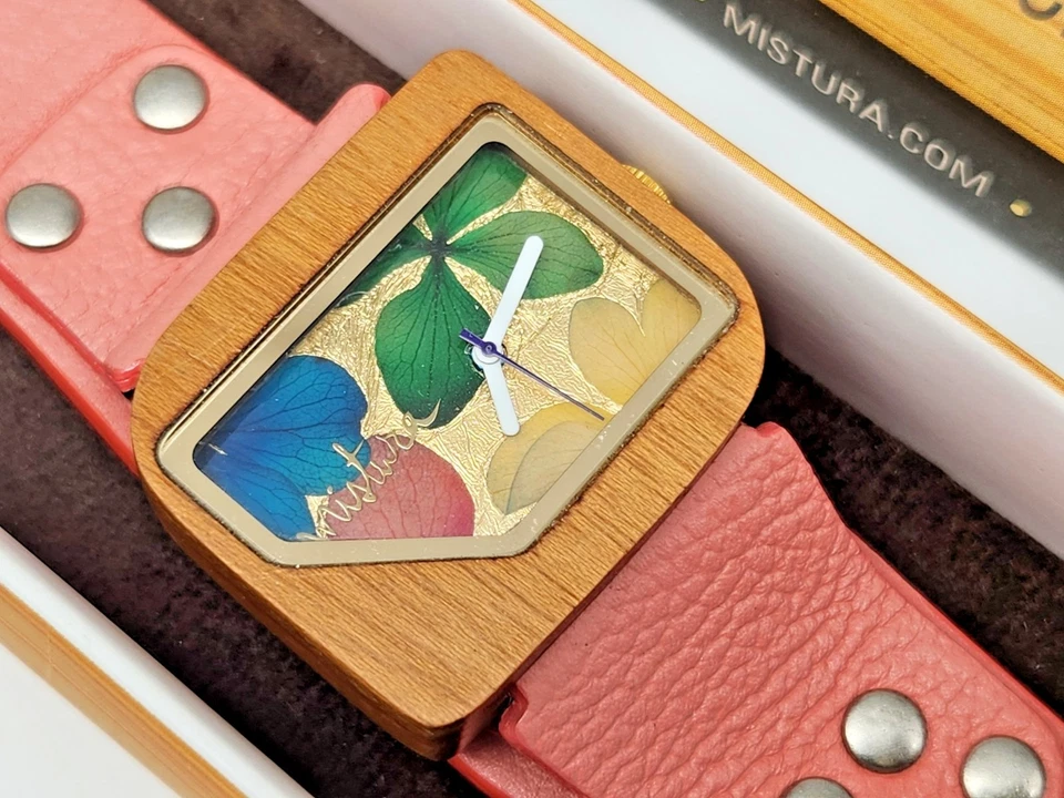 Reloj Mistura Relojes Colombiano Madera Fina Cuarzo Floral Oro Rosa Damas Foto 4 de 4