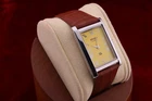 ⌚✨ Vintage Seiko Slim Quartz Gentlemen's Yellow Dial , Light Brown Dress Watch