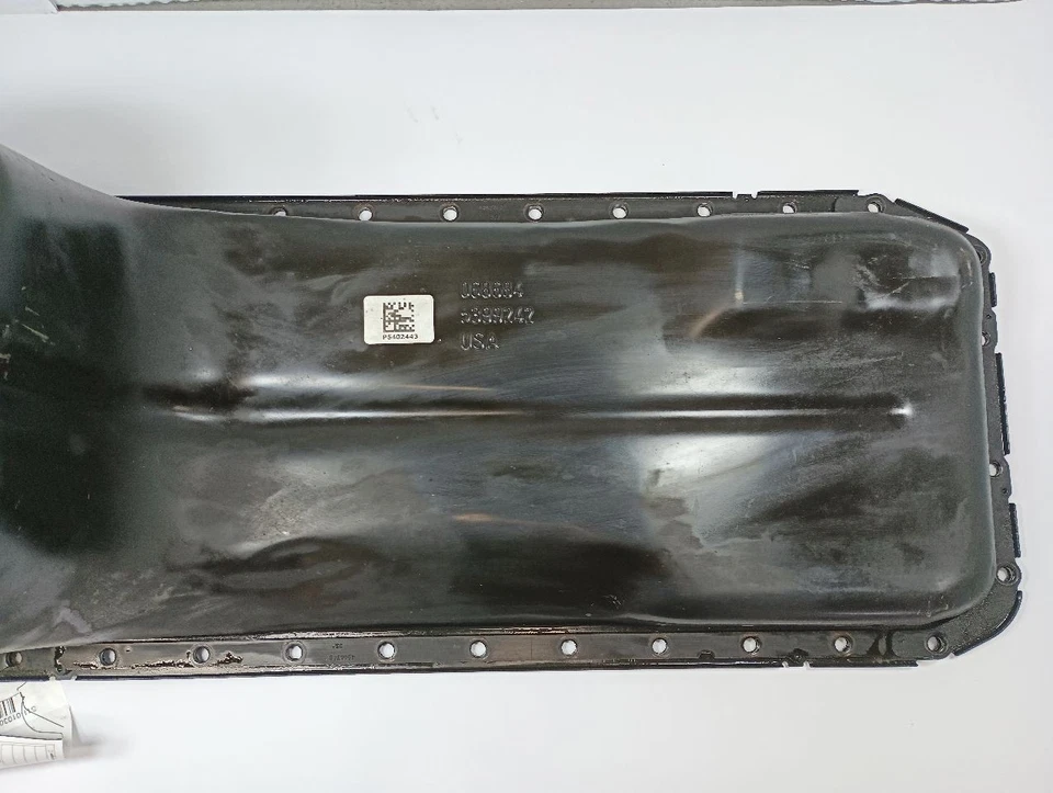 Oil Pan 6.7L From 2017 DODGE RAM 2500 PICKUP  (11884204 - Image 4 of 4