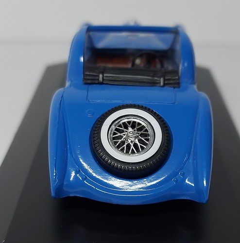 Bugatti 57 S Atalante 1939, Rally No. 7 (1/43) with stand. - Picture 5 of 9