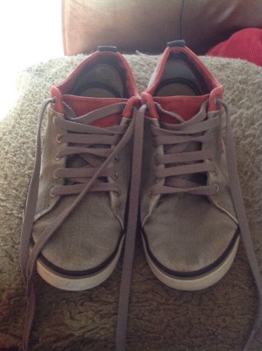 grey fred perry trainers