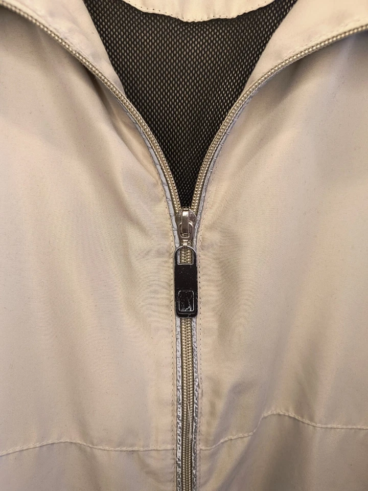 PGA Tour Official Merchandise Golf Rain/ Windbreaker Jacket (Gilet) Size Large - Image 3 of 4