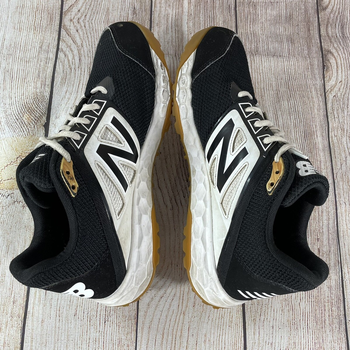 Mens New‎ Balance 3000 V4 Running Sneaker Size 11 Black And White Amazon.com | New Balance Men main image 3