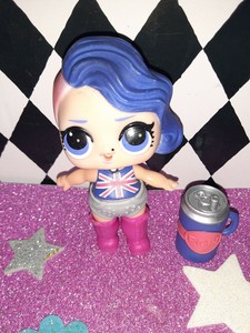 lol surprise cheeky babe