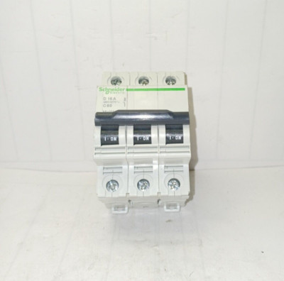 SCHNEIDER ELECTRIC 16 AMP CIRCUIT BREAKER 480 Y 277 VAC MULTI 9 C60 24540CA