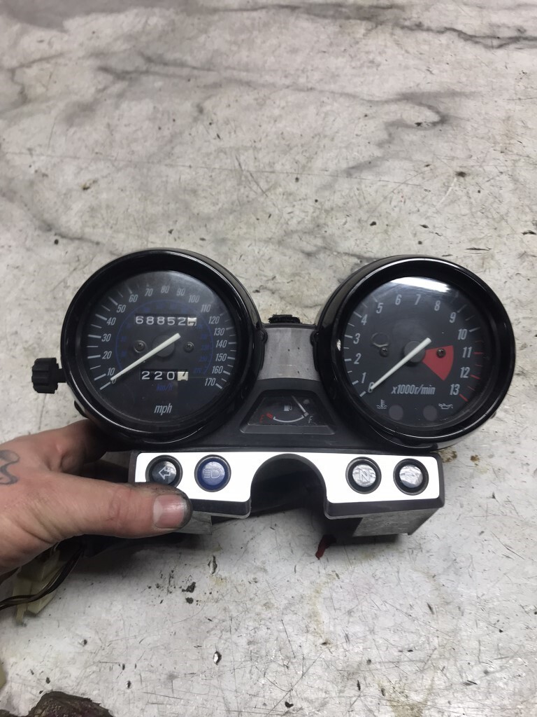 01 Kawasaki ZR1200 ZRX1200 ZR ZRX 1200 A Gauges Meters Speedometer
